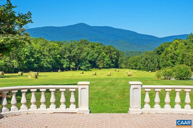 8540 TAYLOR CREEK RD, Afton, VA 22920