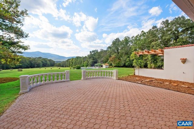 8540 TAYLOR CREEK RD, Afton, VA 22920
