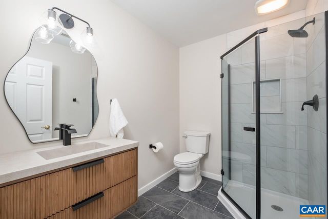 8540 TAYLOR CREEK RD, Afton, VA 22920