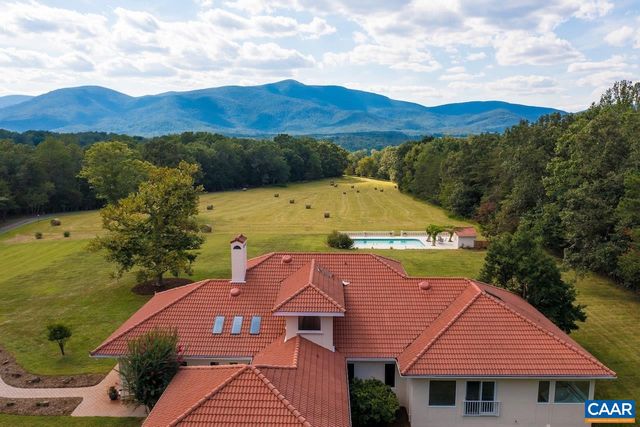 8540 TAYLOR CREEK RD, Afton, VA 22920