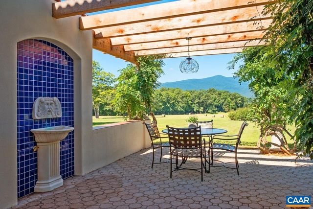 8540 TAYLOR CREEK RD, Afton, VA 22920