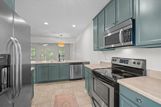 507 E Perkins Creek Road, Seneca, SC 29678