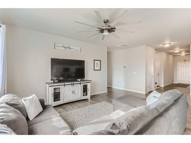 1102 Glen Creighton Dr, Dacono, CO 80514