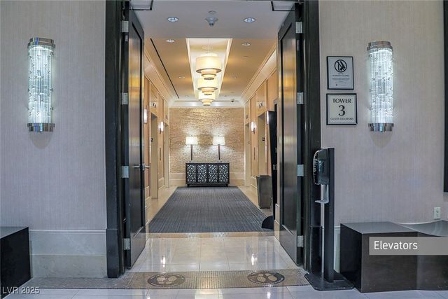 125 East HARMON Avenue 809, Las Vegas, NV 89109