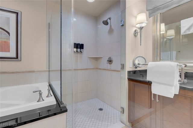 125 East HARMON Avenue 809, Las Vegas, NV 89109