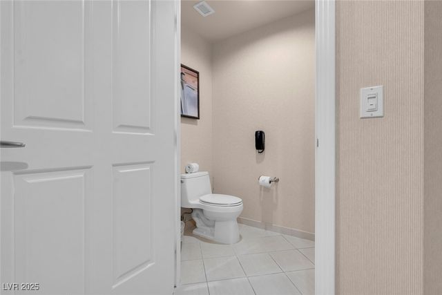 125 East HARMON Avenue 809, Las Vegas, NV 89109