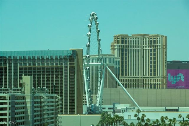 125 East HARMON Avenue 809, Las Vegas, NV 89109