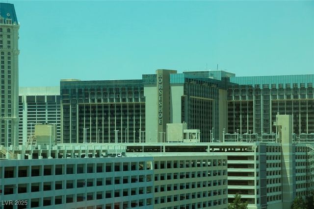 125 East HARMON Avenue 809, Las Vegas, NV 89109