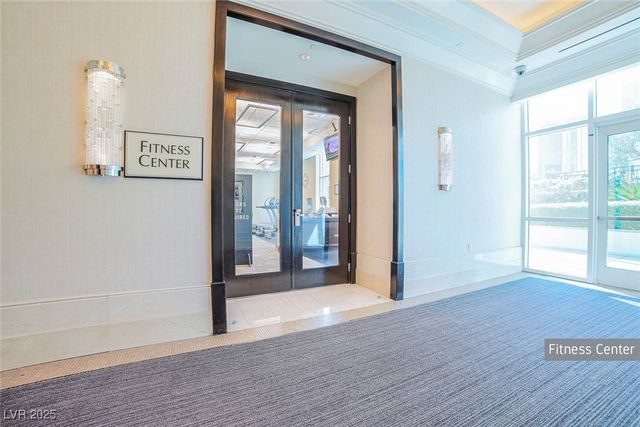 125 East HARMON Avenue 809, Las Vegas, NV 89109