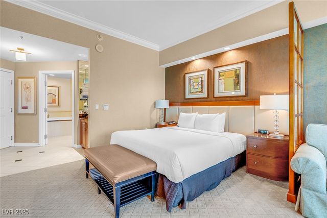 125 East HARMON Avenue 809, Las Vegas, NV 89109