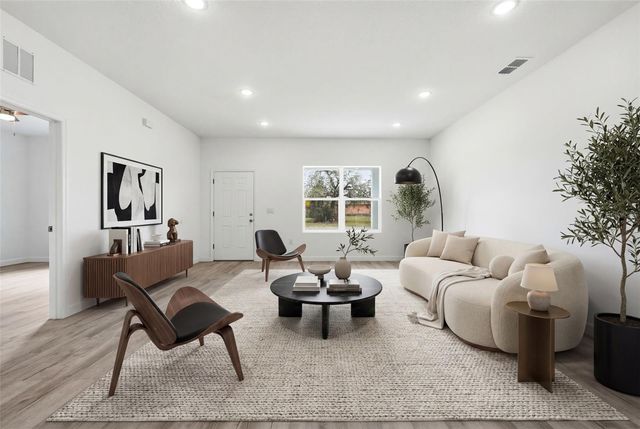 304 PEARL STREET, Haines City, FL 33844