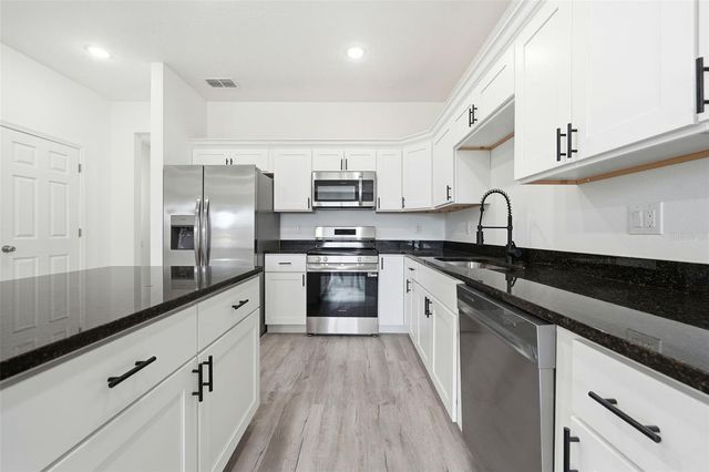 304 PEARL STREET, Haines City, FL 33844