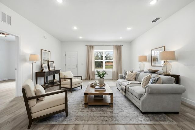 304 PEARL STREET, Haines City, FL 33844