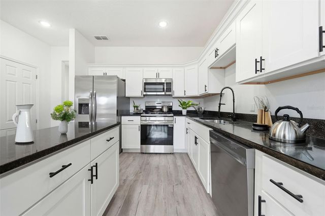 304 PEARL STREET, Haines City, FL 33844