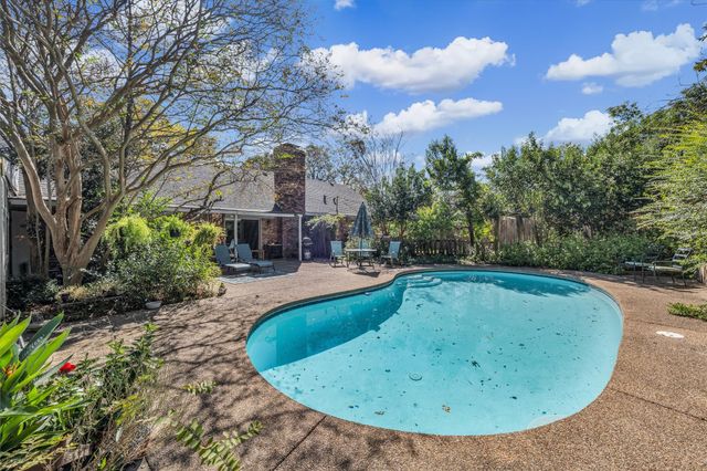 5601 Woodcastle Street, Waco, TX 76710