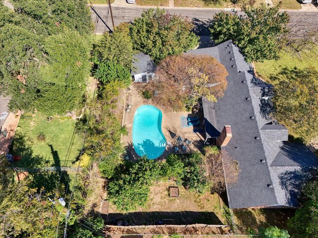 5601 Woodcastle Street, Waco, TX 76710