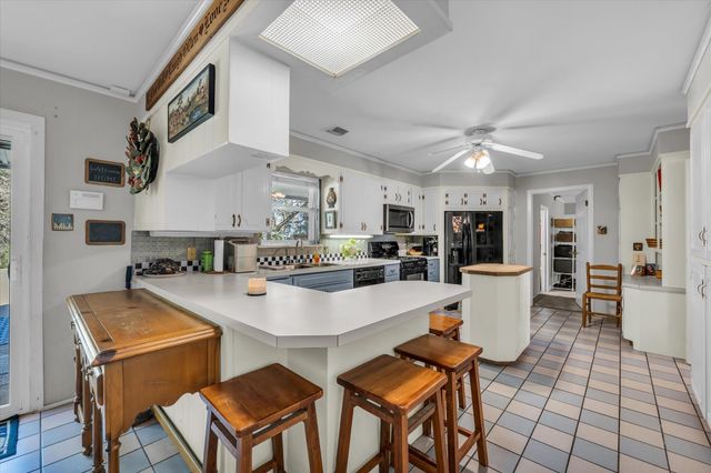 5601 Woodcastle Street, Waco, TX 76710