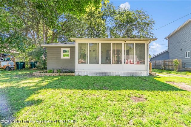 5937 Hughes Road, Lansing, MI 48911