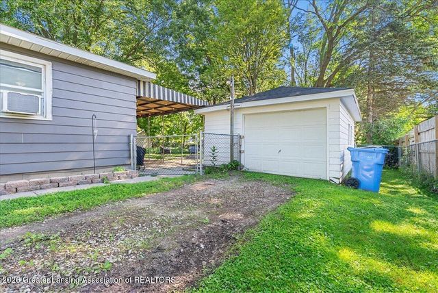 5937 Hughes Road, Lansing, MI 48911