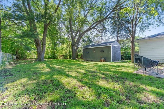 5937 Hughes Road, Lansing, MI 48911