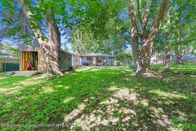 5937 Hughes Road, Lansing, MI 48911