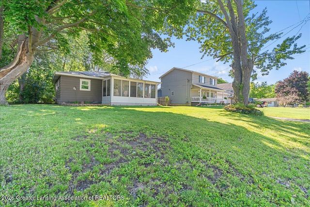 5937 Hughes Road, Lansing, MI 48911