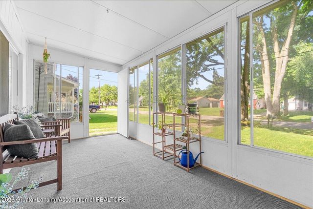 5937 Hughes Road, Lansing, MI 48911