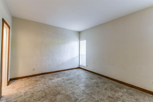 2100 Tanglewilde Street 637, Houston, TX 77063