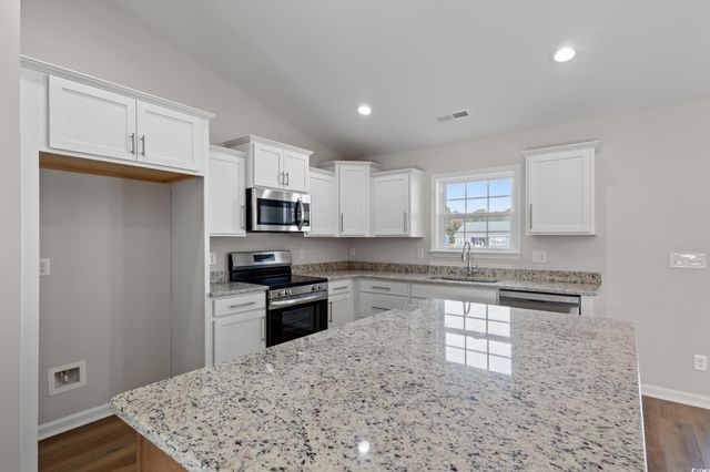 133 Cooper Ln., Georgetown, SC 29440