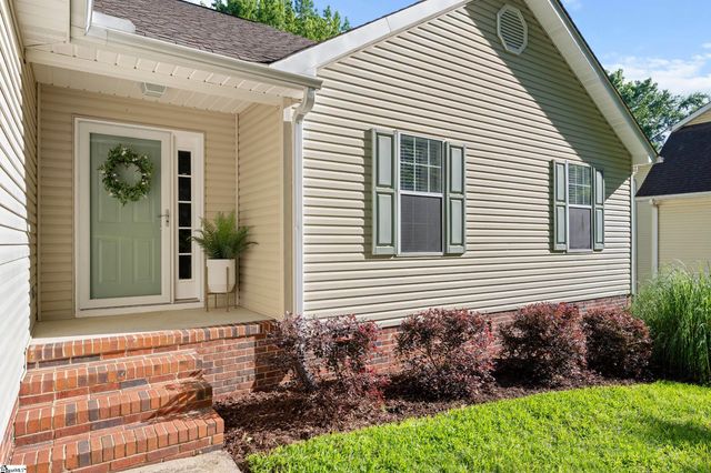 151 E Mountain Creek Road, Greenville, SC 29609