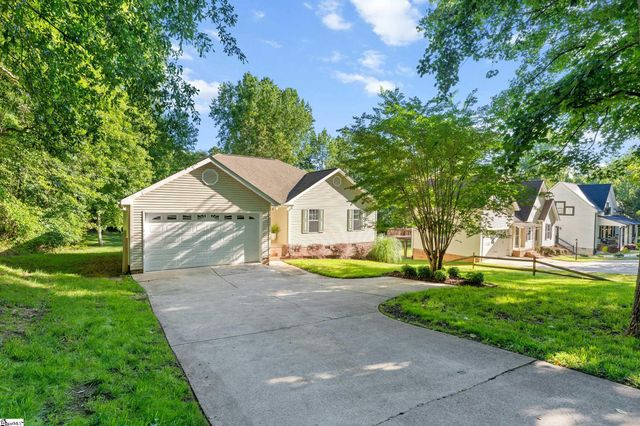 151 E Mountain Creek Road, Greenville, SC 29609