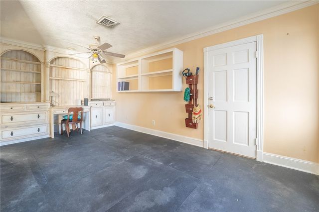 245 Oleander Ave, Corpus Christi, TX 78404