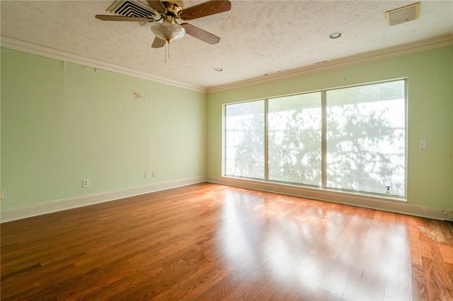 245 Oleander Ave, Corpus Christi, TX 78404