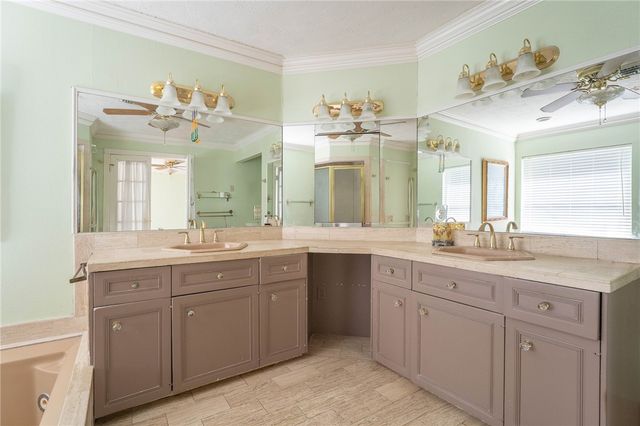 245 Oleander Ave, Corpus Christi, TX 78404