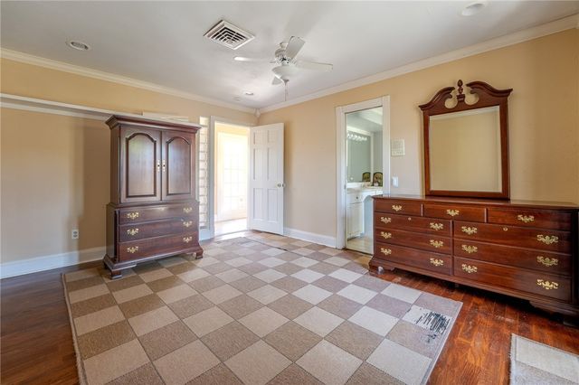 245 Oleander Ave, Corpus Christi, TX 78404