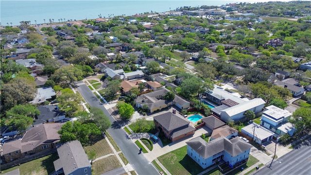 245 Oleander Ave, Corpus Christi, TX 78404