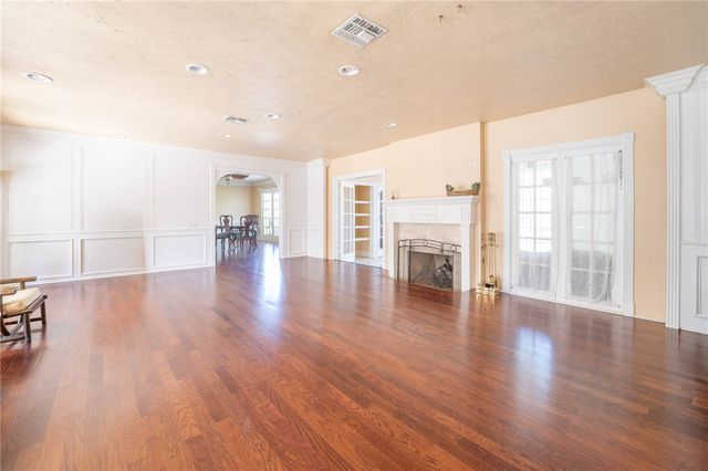 245 Oleander Ave, Corpus Christi, TX 78404