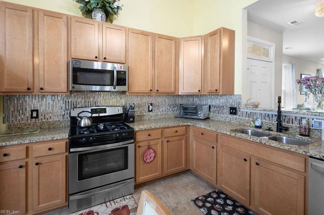 1003 Silver Charm CIR, Suffolk, VA 23435