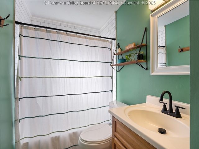 902 Mound Avenue, South Charleston, WV 25309