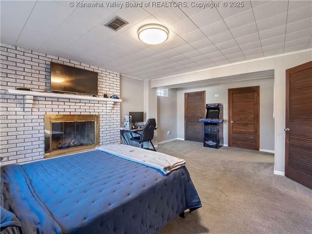 902 Mound Avenue, South Charleston, WV 25309