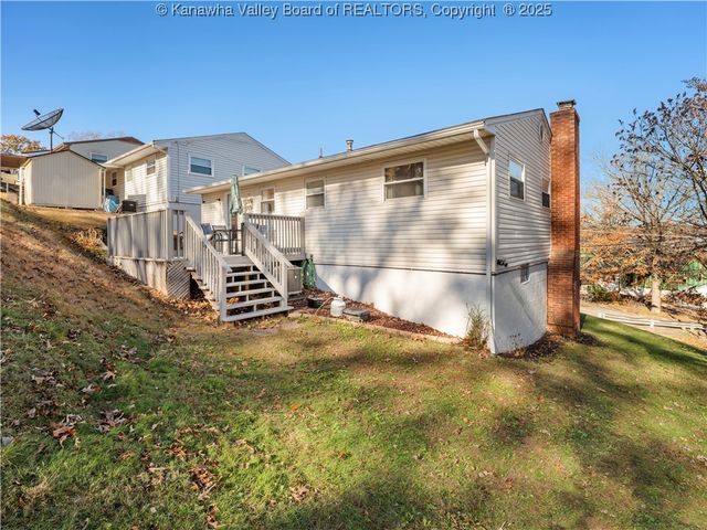 902 Mound Avenue, South Charleston, WV 25309