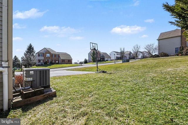 815 BUCKINGHAM BLVD, Elizabethtown, PA 17022