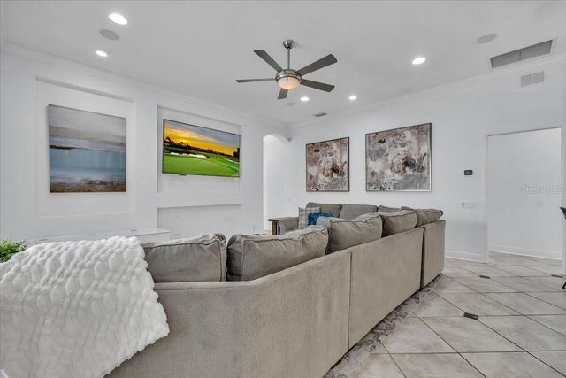 709 COUNTRY MEADOWS WAY, Bradenton, FL 34212