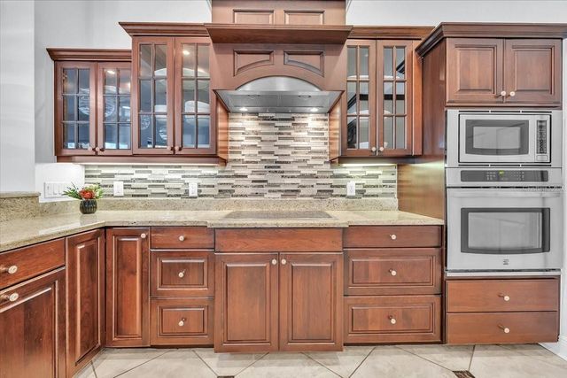 709 COUNTRY MEADOWS WAY, Bradenton, FL 34212