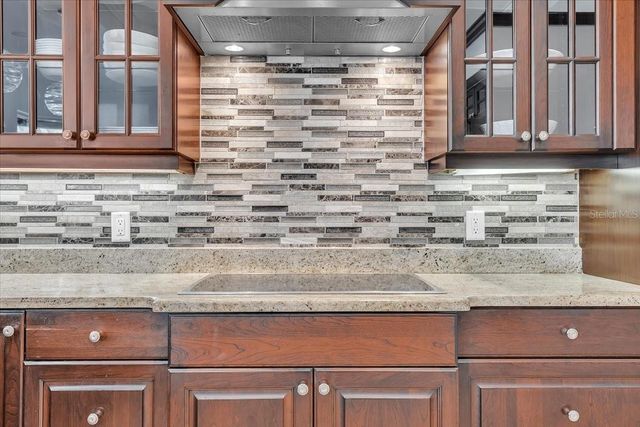 709 COUNTRY MEADOWS WAY, Bradenton, FL 34212