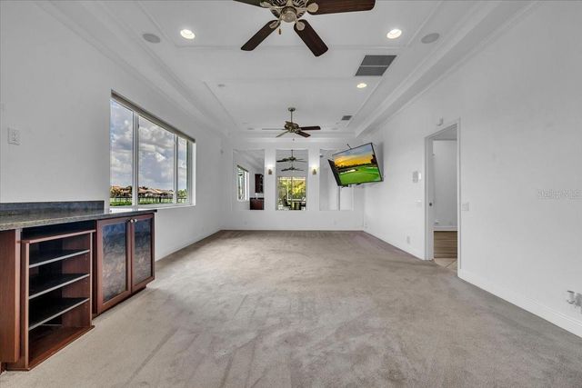 709 COUNTRY MEADOWS WAY, Bradenton, FL 34212