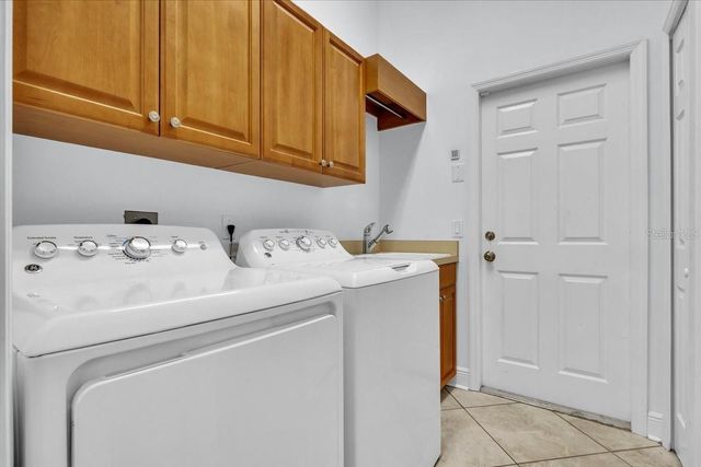 709 COUNTRY MEADOWS WAY, Bradenton, FL 34212