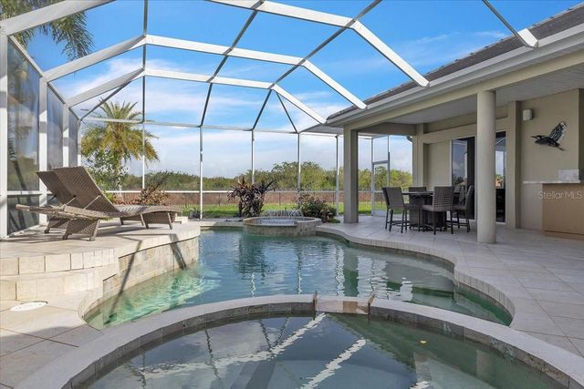 709 COUNTRY MEADOWS WAY, Bradenton, FL 34212