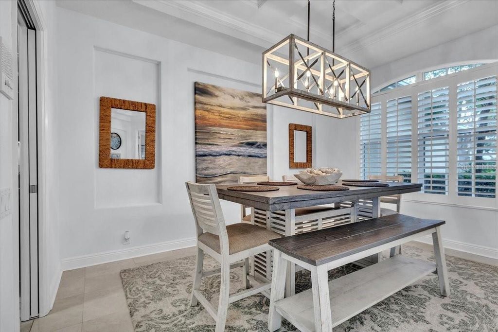 Image 38 of property listing at 709 COUNTRY MEADOWS WAY, Bradenton, FL 34212