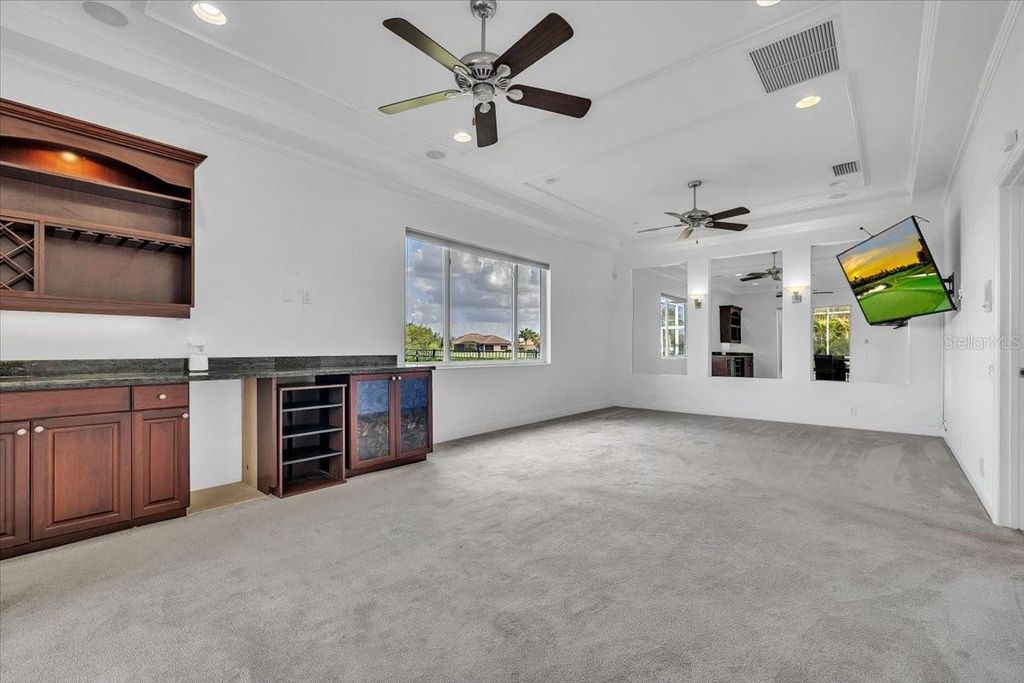 Image 59 of property listing at 709 COUNTRY MEADOWS WAY, Bradenton, FL 34212